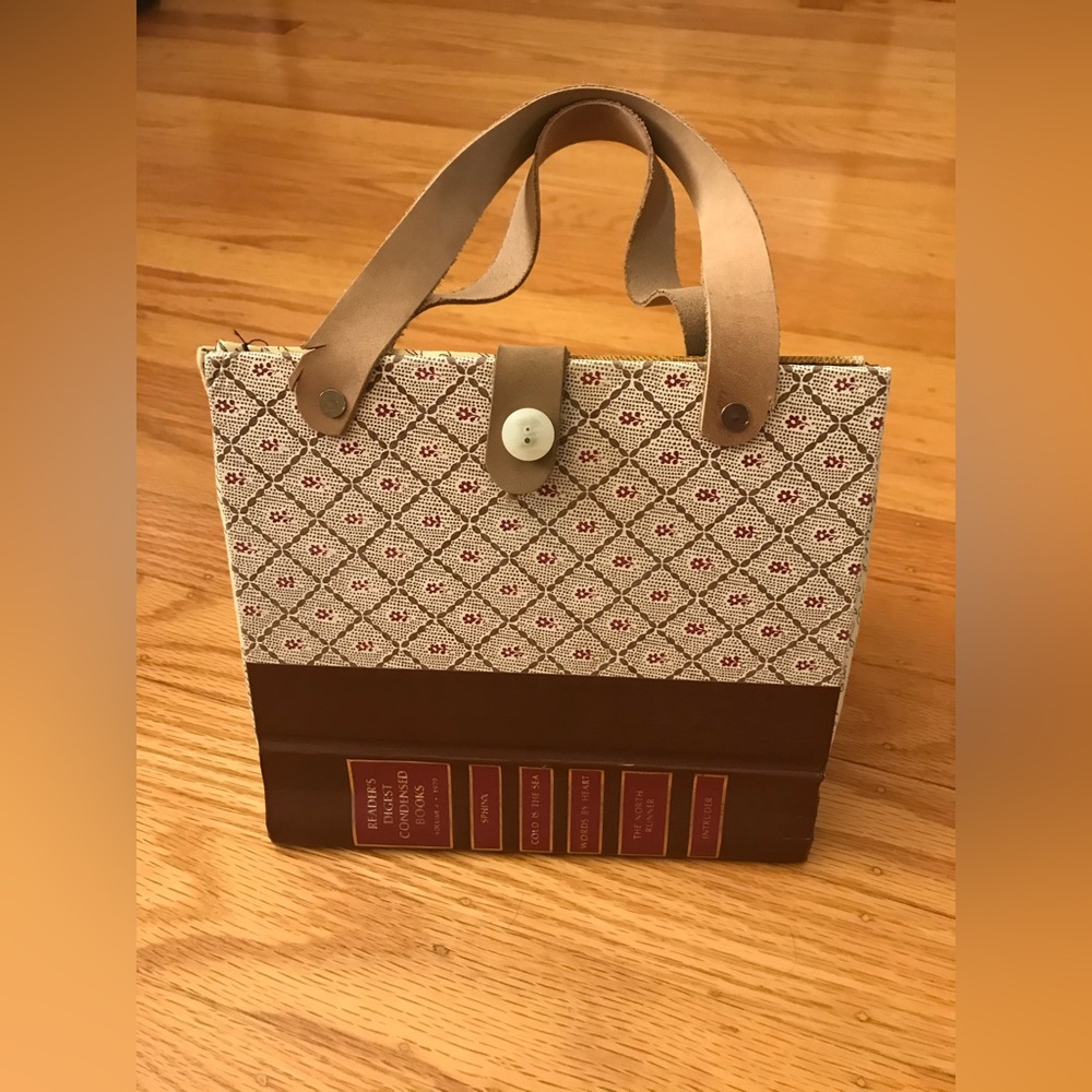 Book Purse